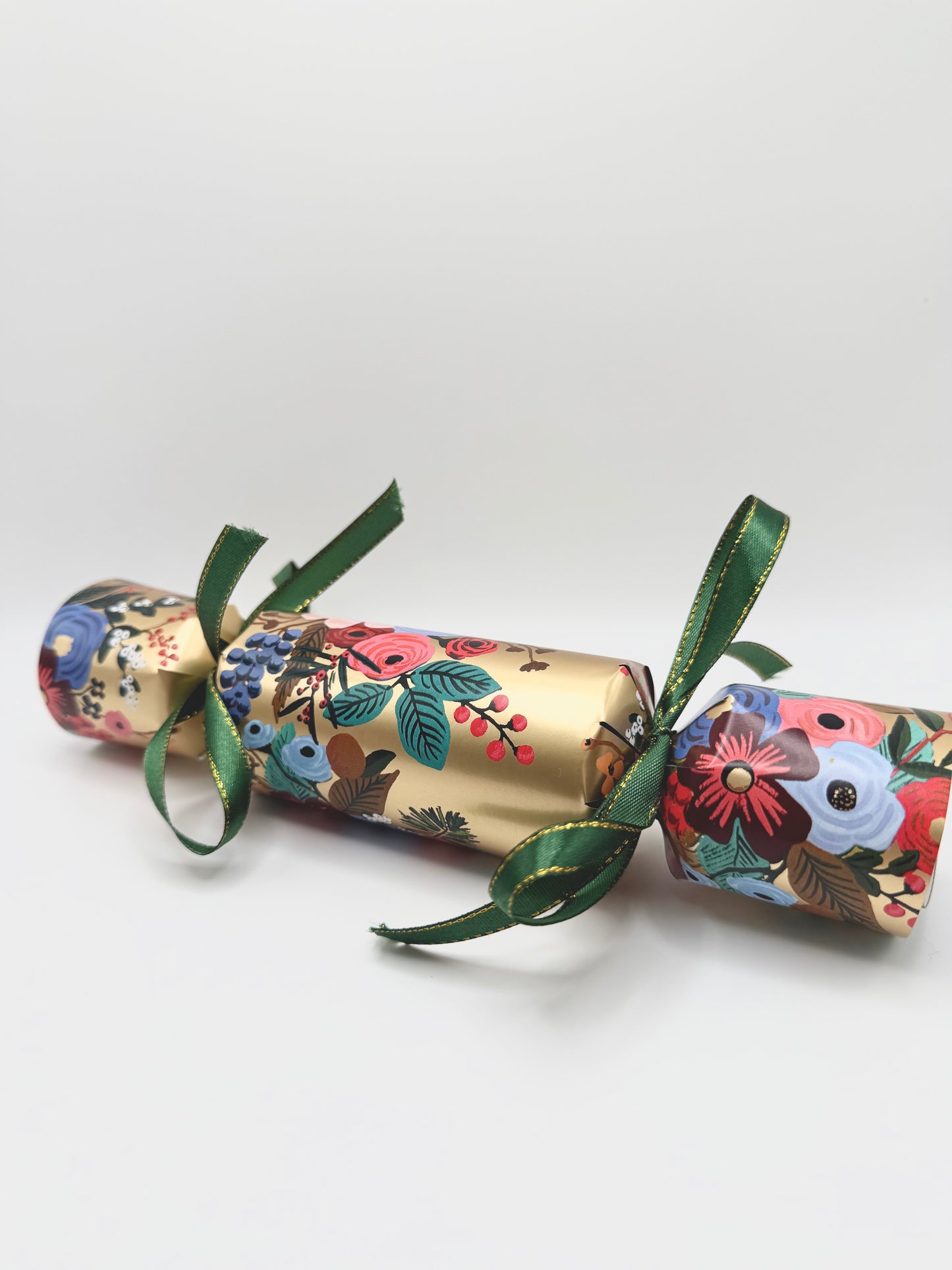 Set of 2 Traditional British Christmas Crackers - Handmade - Glow of Gold