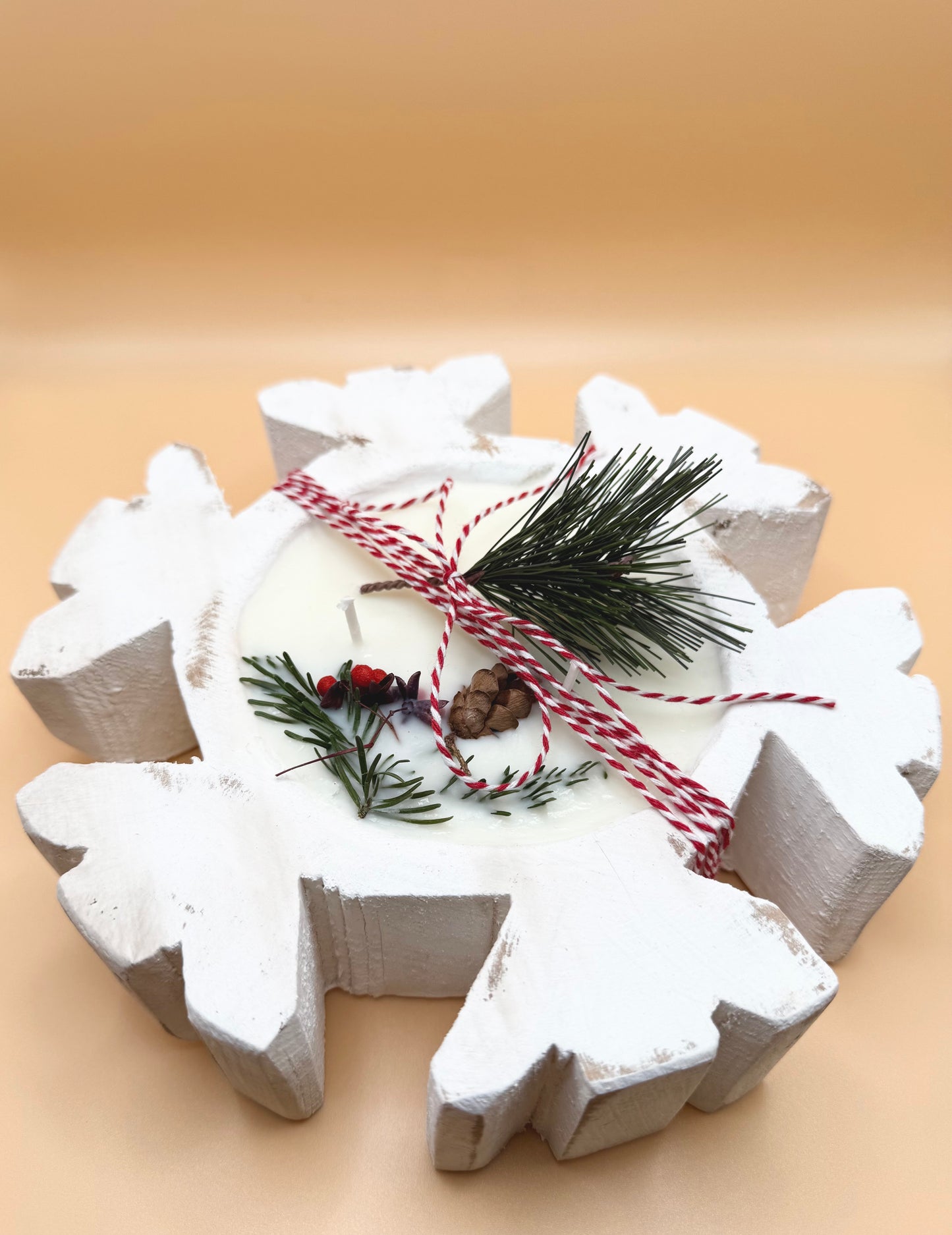 Snowflake Three Wick Candle - Frosted Fir Scent